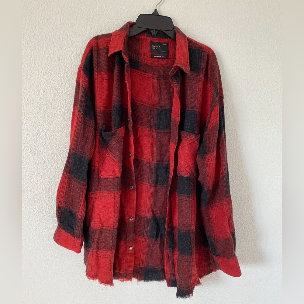 Zara man plaid button down shirt frayed hem sz M